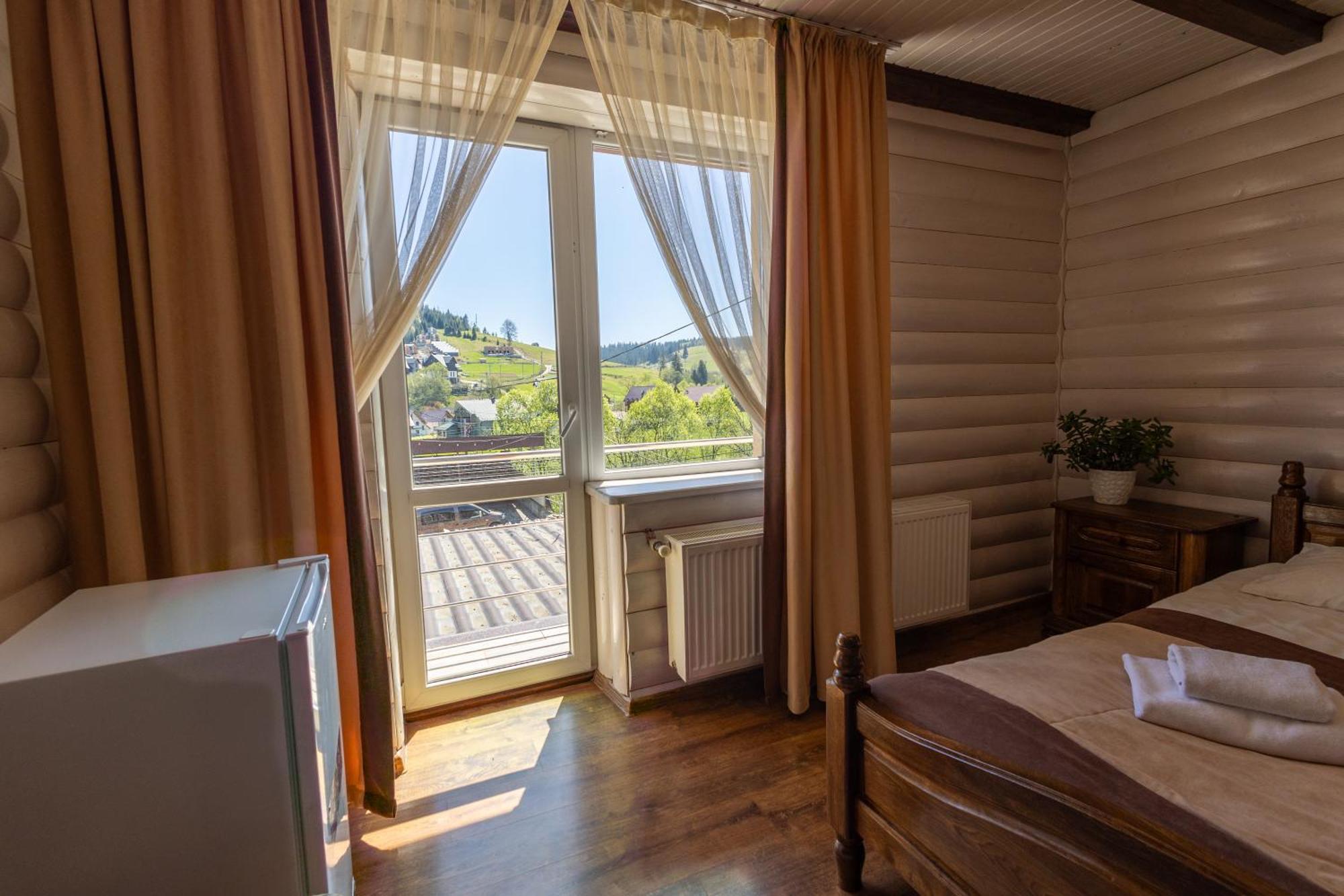 Villa Anet Palyanytsya Extérieur photo